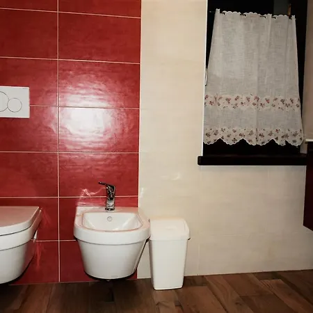 La Tana Del Ghiro Locazione Turistica Bed and Breakfast 3*